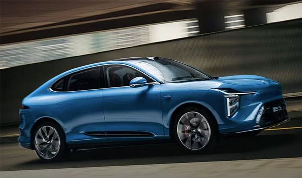 王兴兴：用遥控追求极致速度；蔡浩宇AI游戏上架2719元｜极客早知道k8凯发国际登录Sam Altman：AI存在泡沫；宇树机器人夺金(图3)