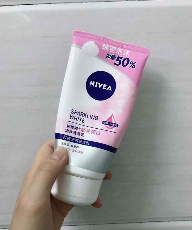 干性皮肤洗面奶推荐：精准改善干燥紧绷凯发k8网站2025公认好用10款(图6)