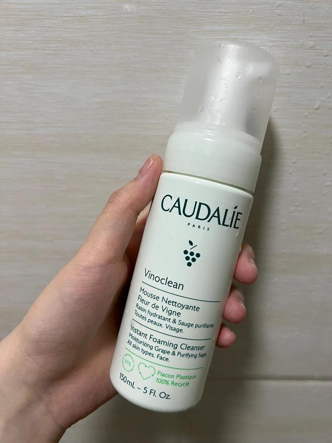 干性皮肤洗面奶推荐：精准改善干燥紧绷凯发k8网站2025公认好用10款(图8)